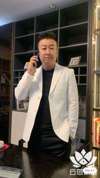 阿姨资料照片