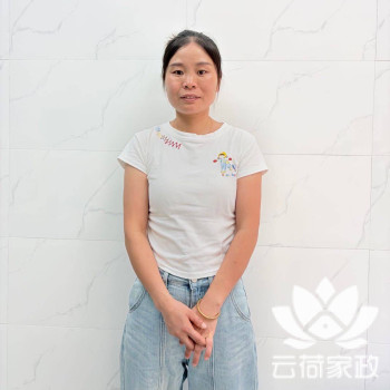 阿姨资料照片