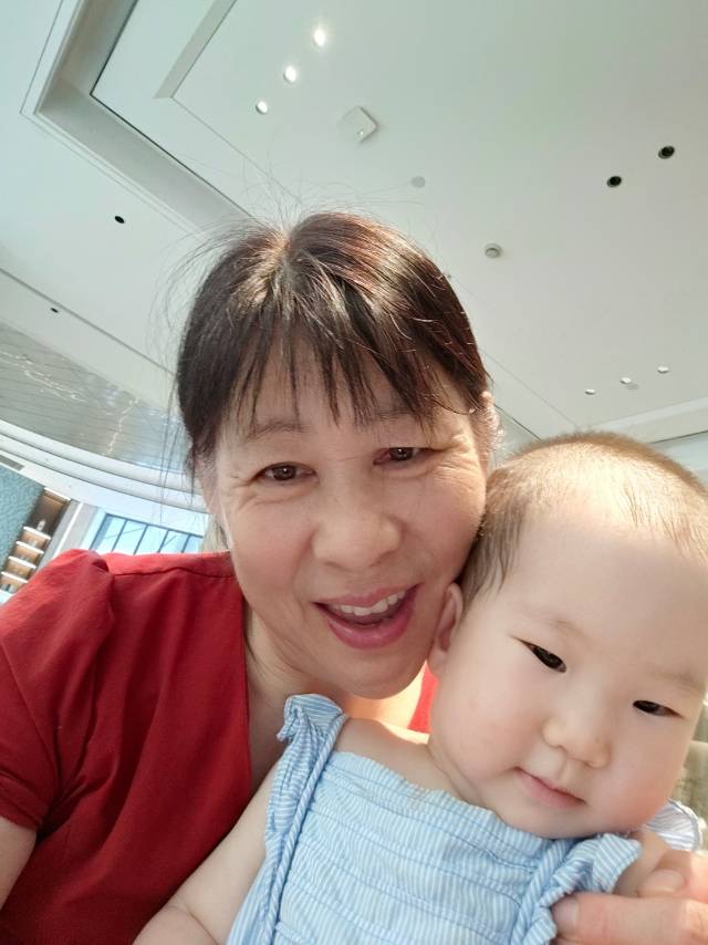 阿姨资料照片