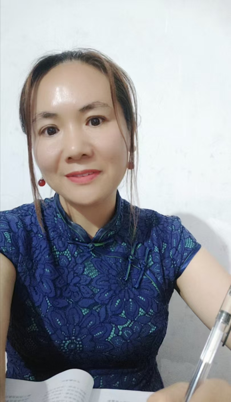阿姨资料照片