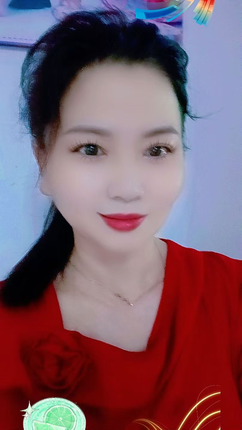 阿姨资料照片
