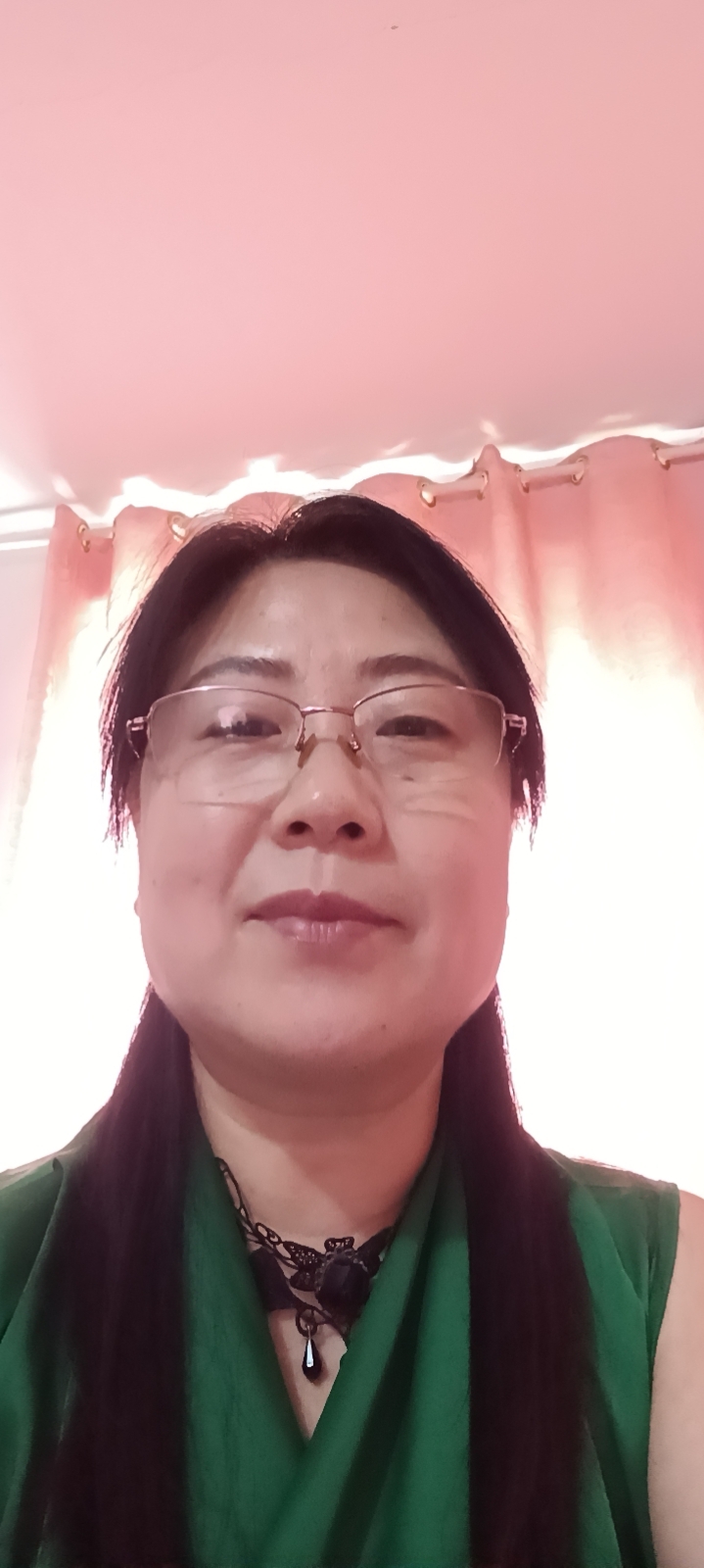 阿姨资料照片