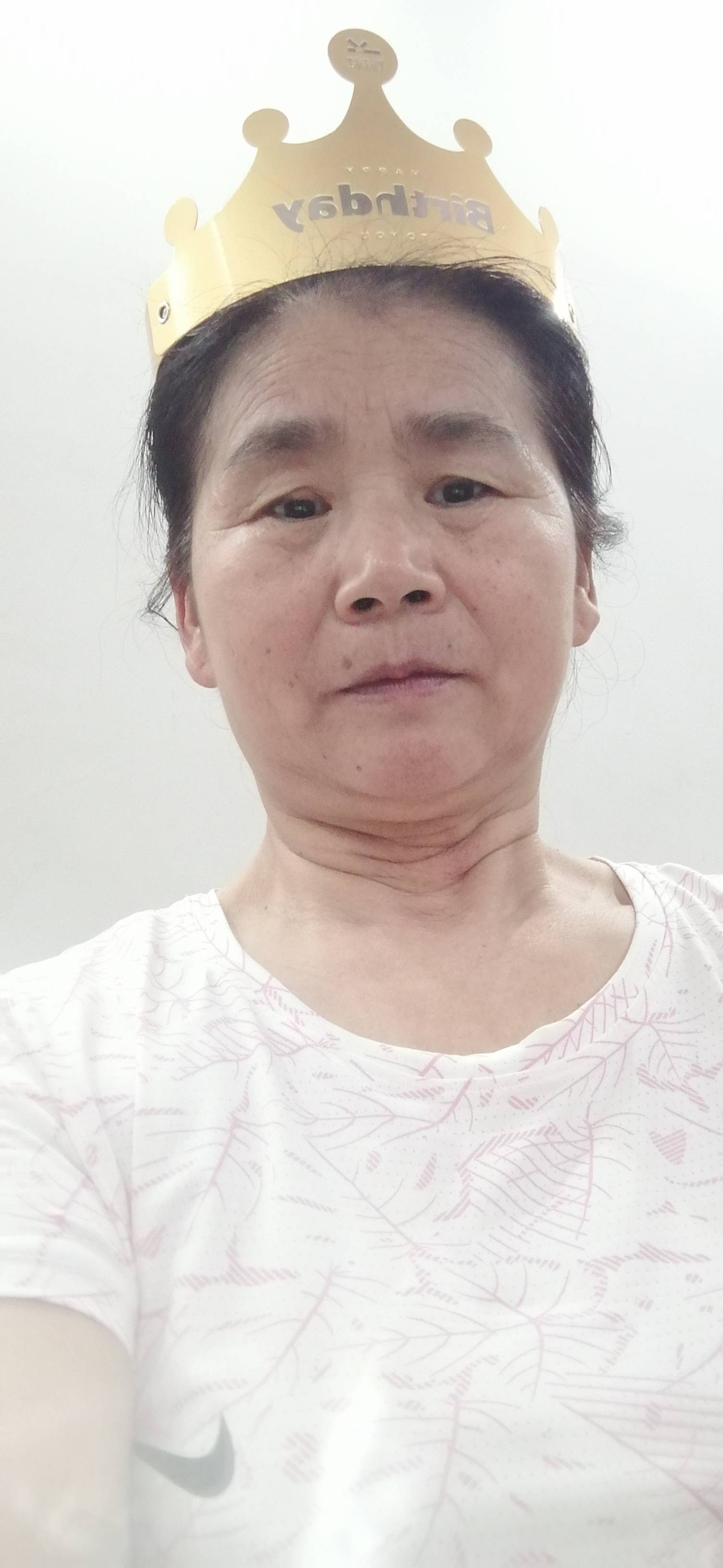 阿姨资料照片