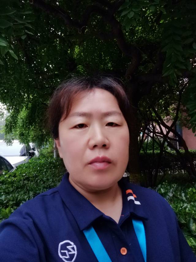 阿姨资料照片