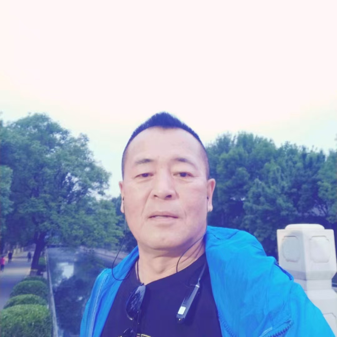 阿姨资料照片