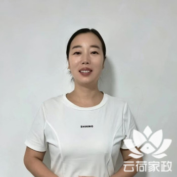 阿姨资料照片