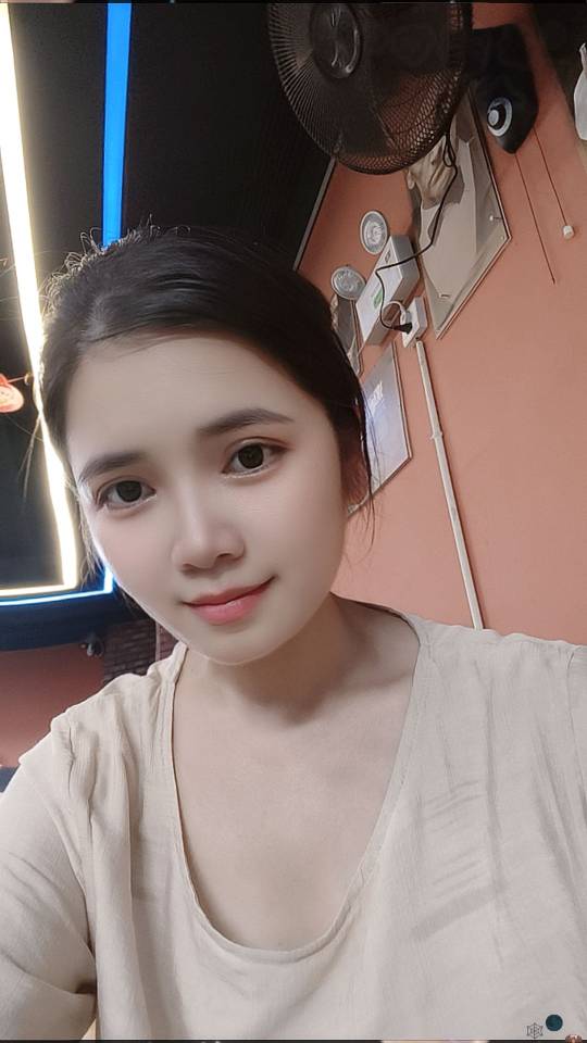阿姨资料照片