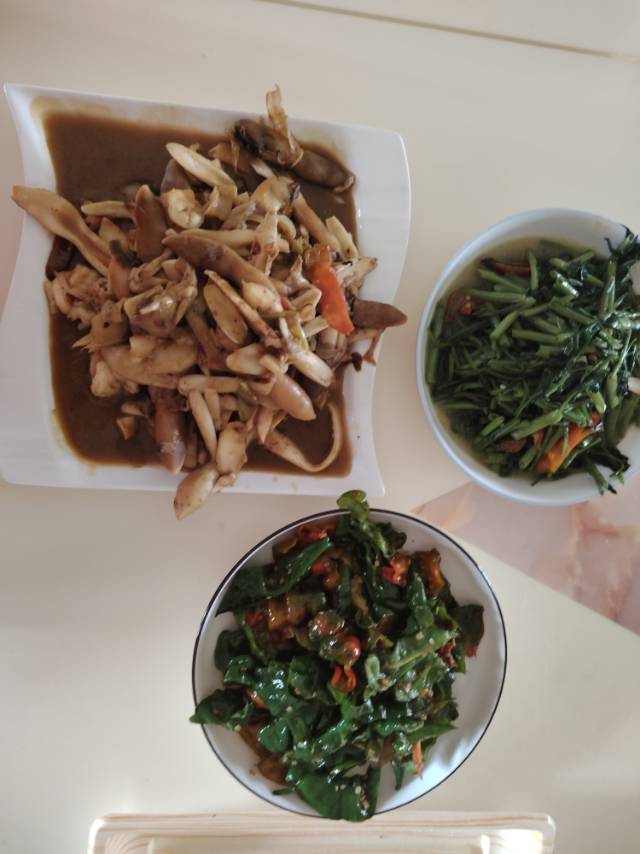 阿姨资料照片
