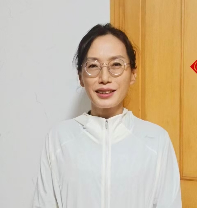 阿姨资料照片