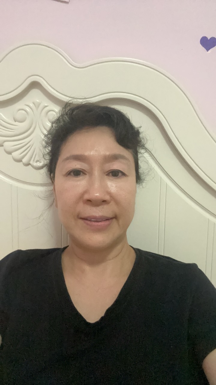 阿姨资料照片