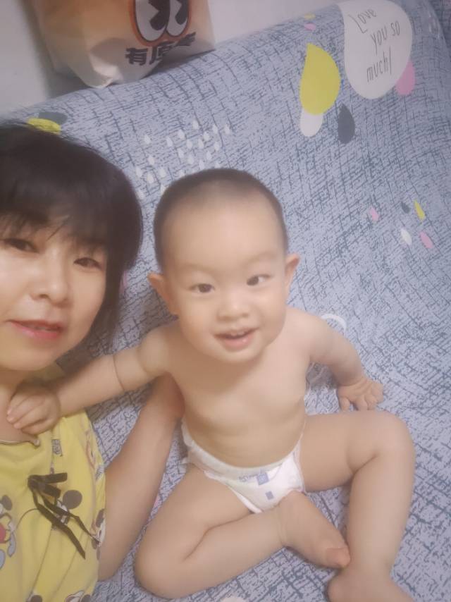 阿姨资料照片