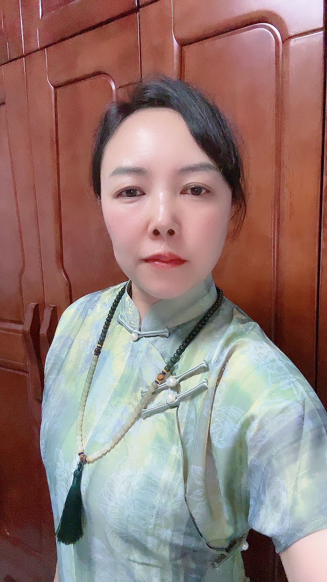 阿姨资料照片