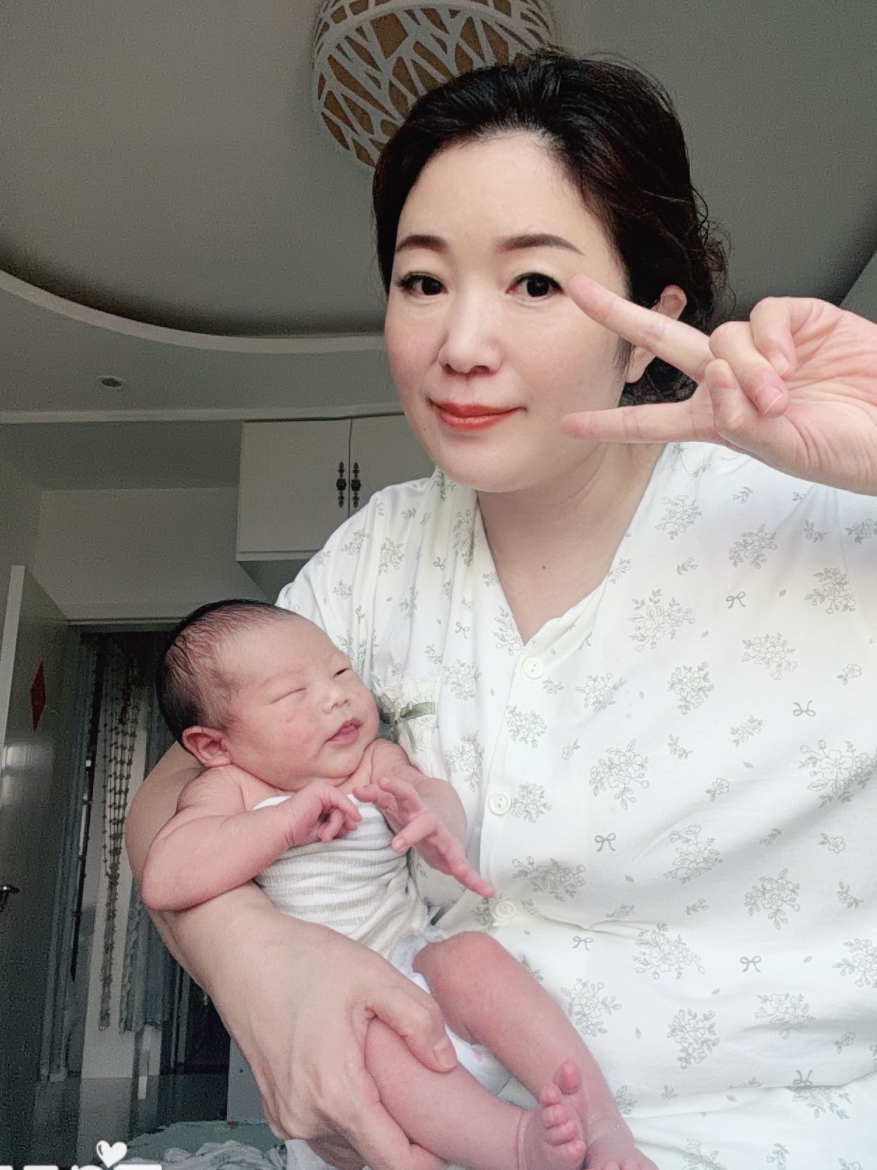 阿姨资料照片
