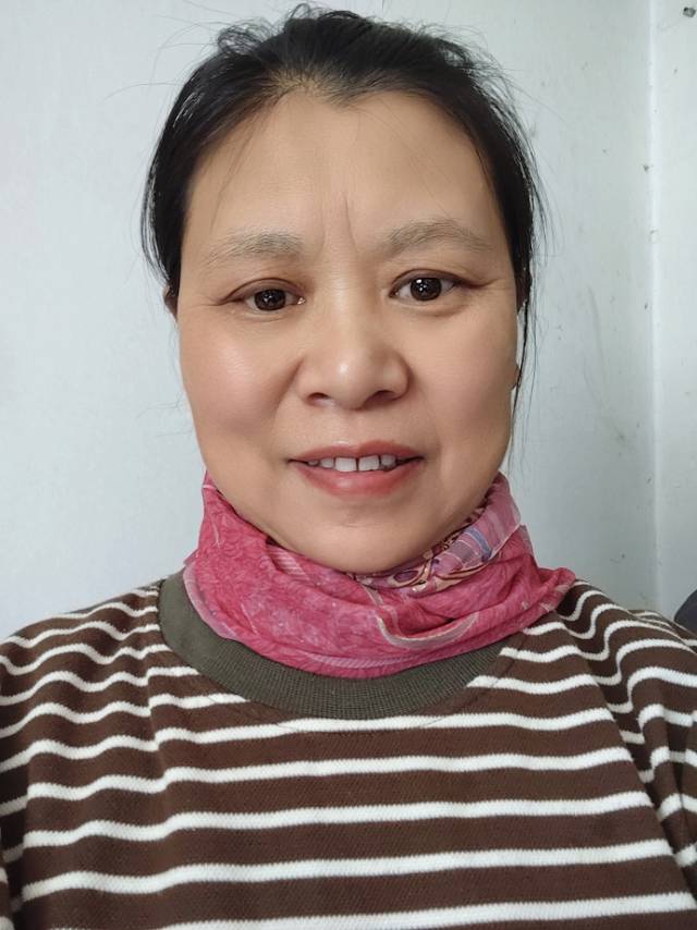 阿姨资料照片