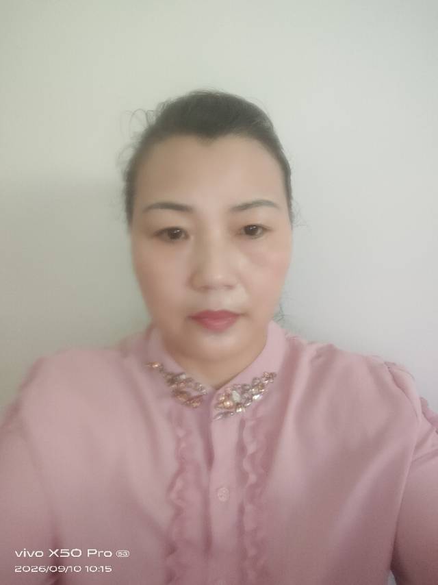 阿姨资料照片