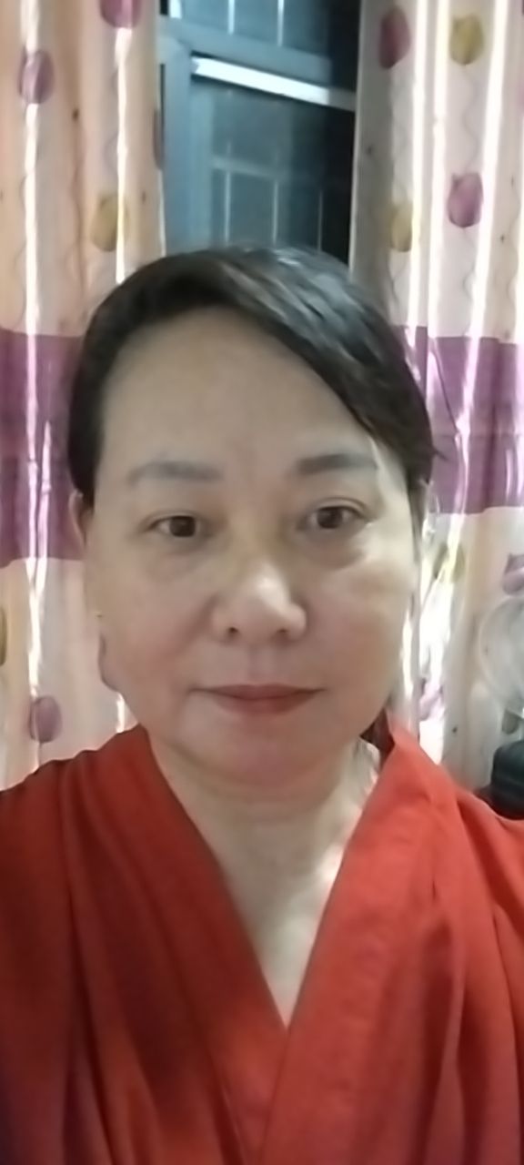 阿姨资料照片
