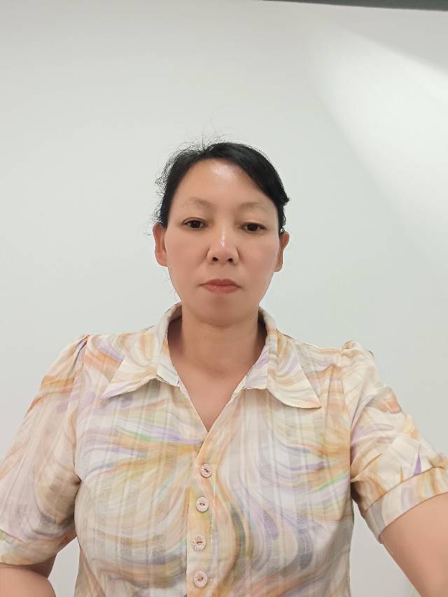 阿姨资料照片