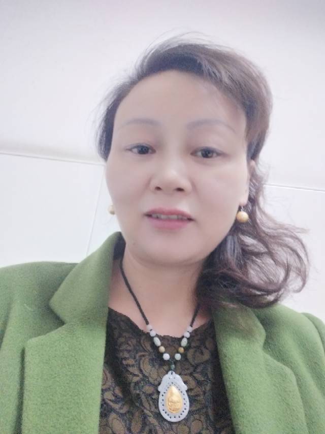 阿姨资料照片