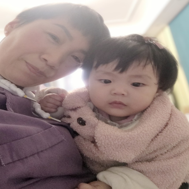 黄阿姨照片
