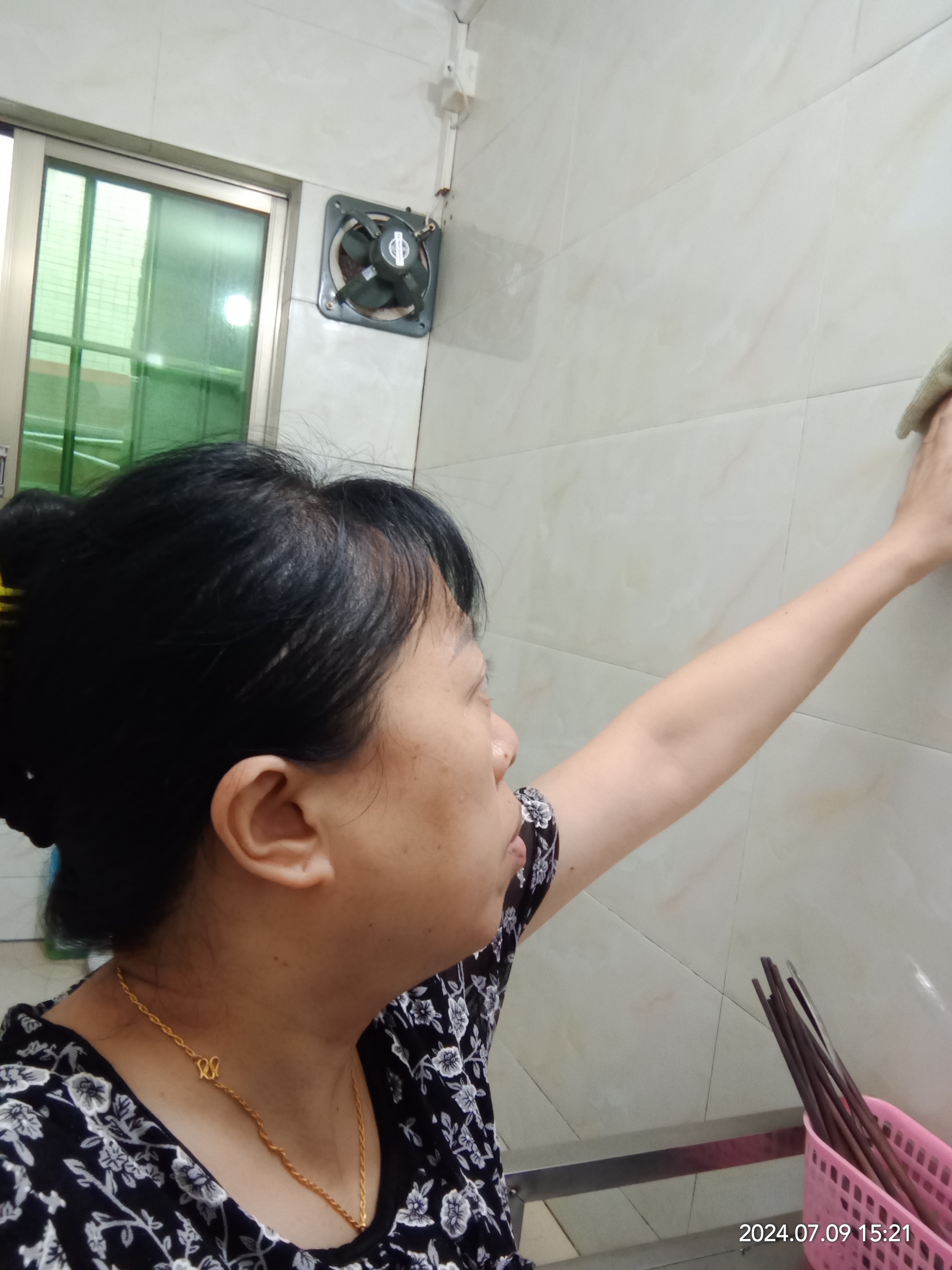 舒阿姨照片