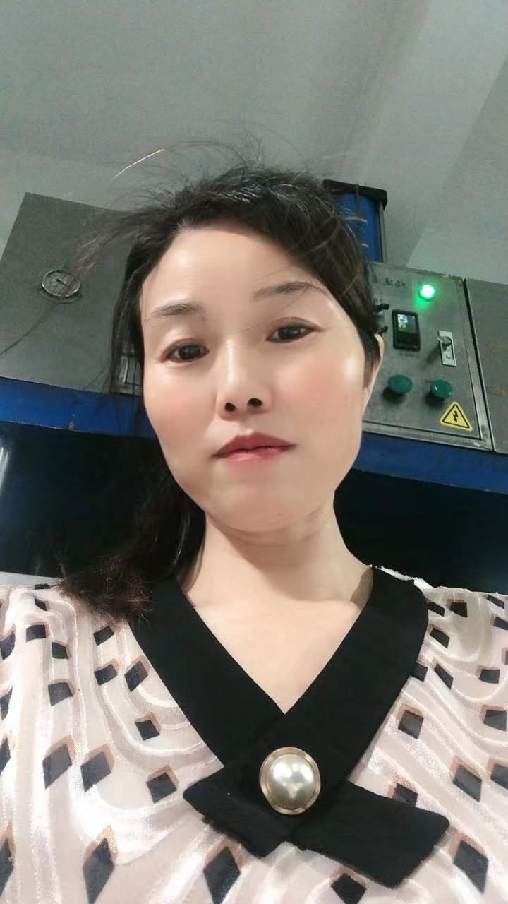 阿姨资料照片