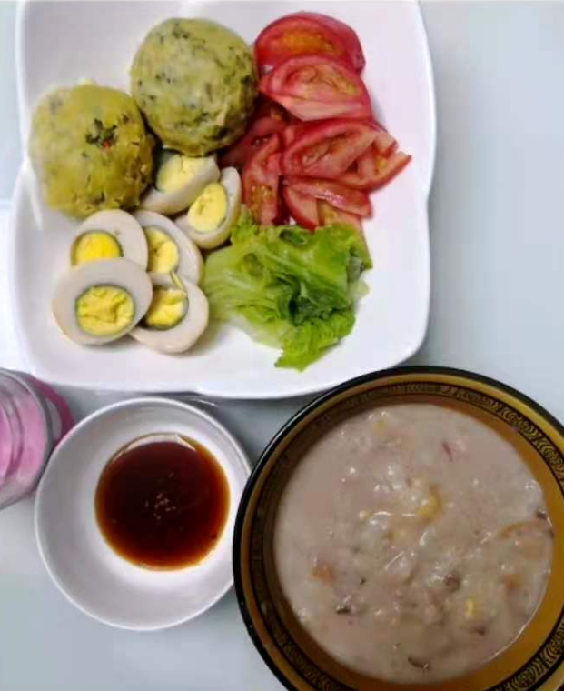罗阿姨照片