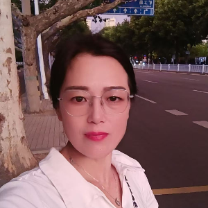 阿姨资料照片