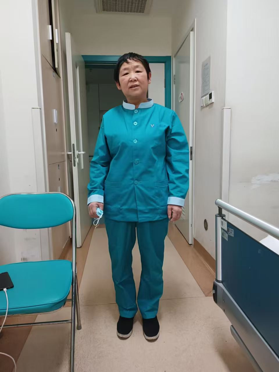 阿姨资料照片