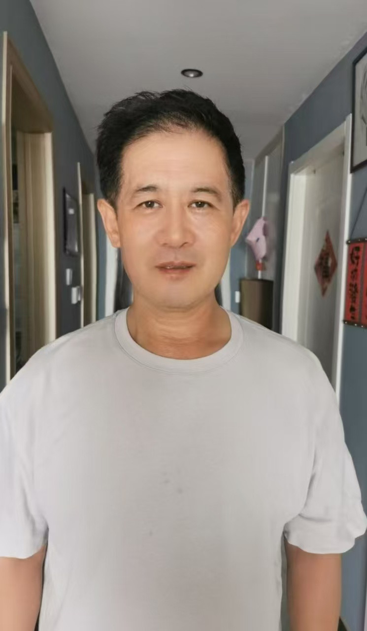 孙护工照片