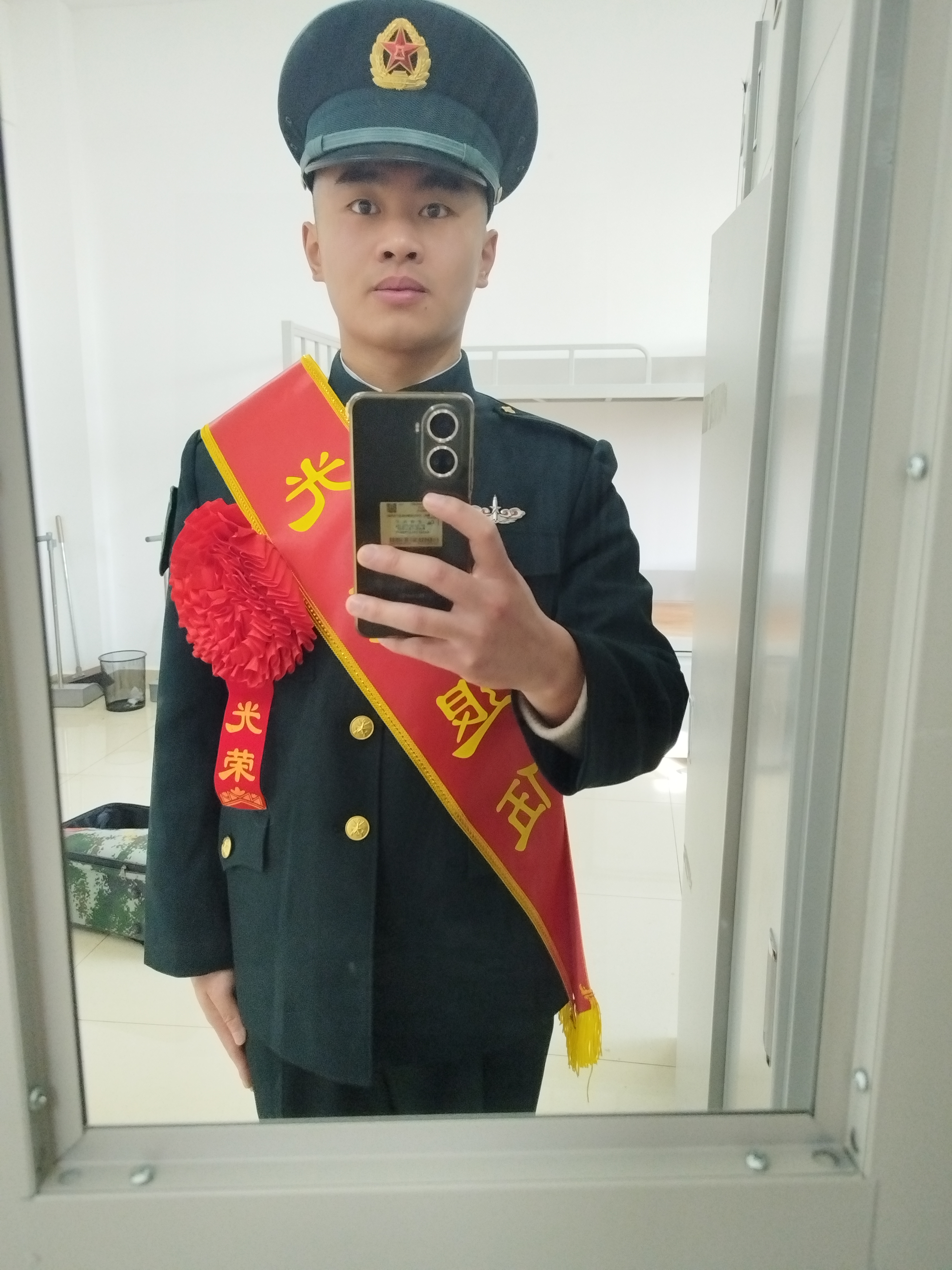 张护工照片