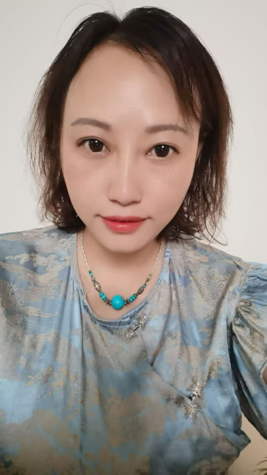 阿姨资料照片