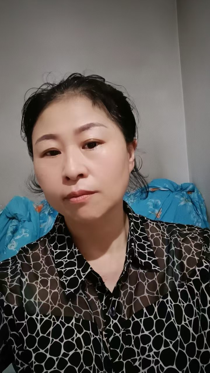 阿姨资料照片