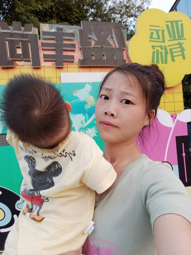 陈阿姨照片