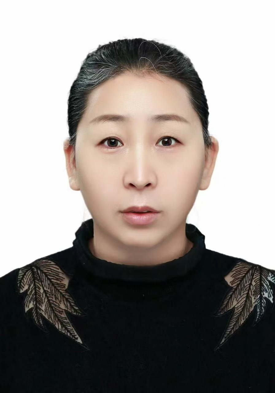 张阿姨照片