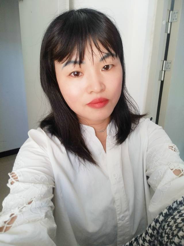 阿姨资料照片