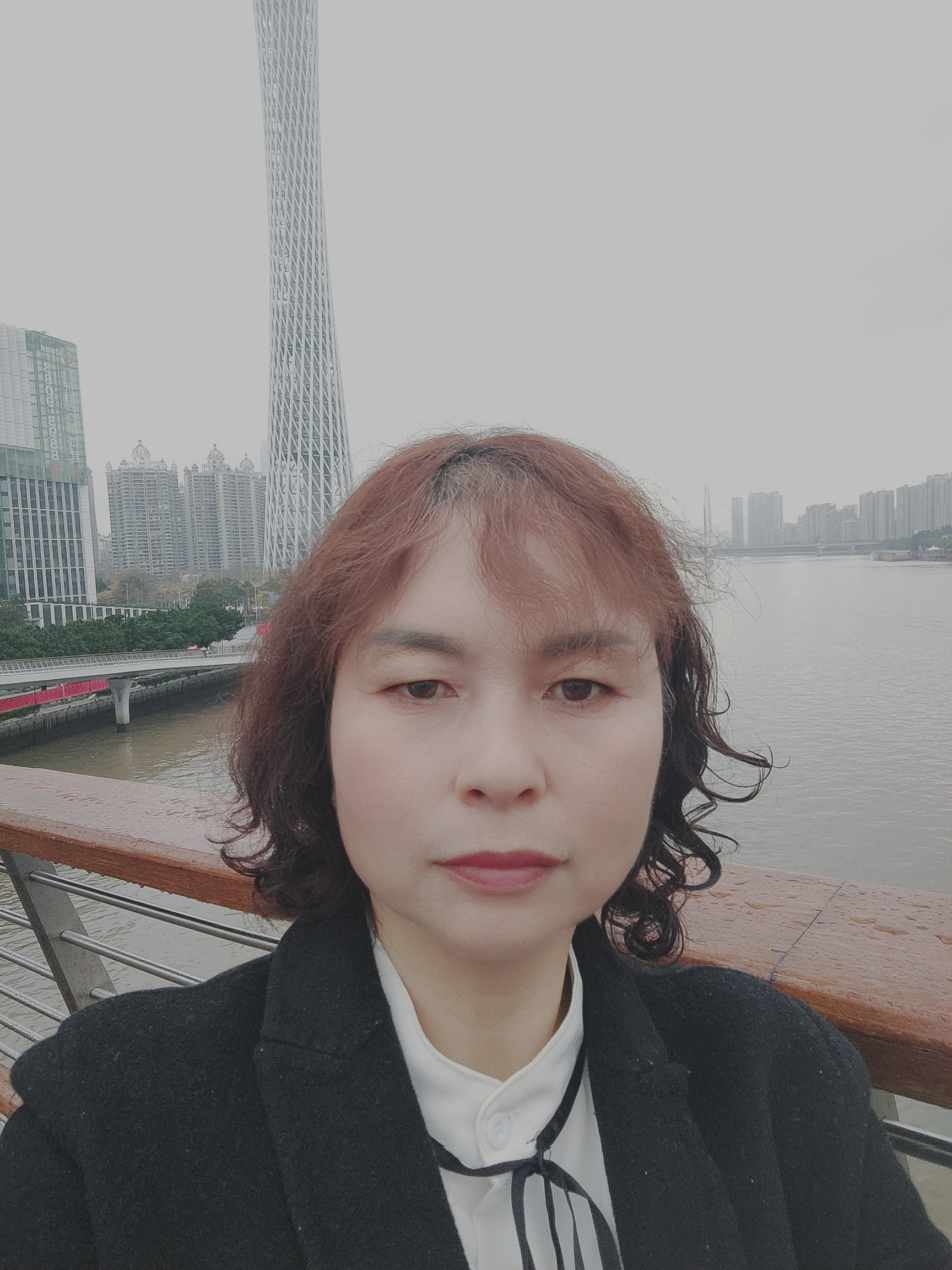 殷阿姨照片