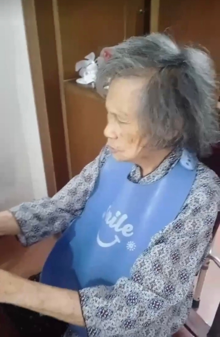 张阿姨照片