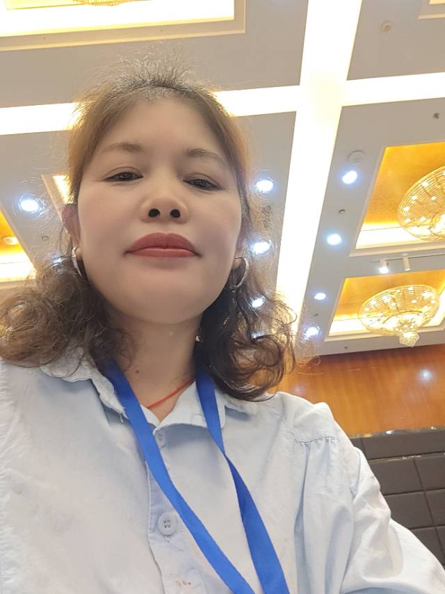 阿姨资料照片