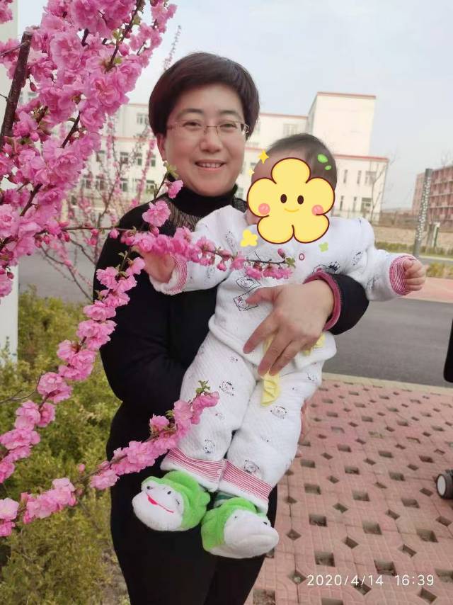 张阿姨照片