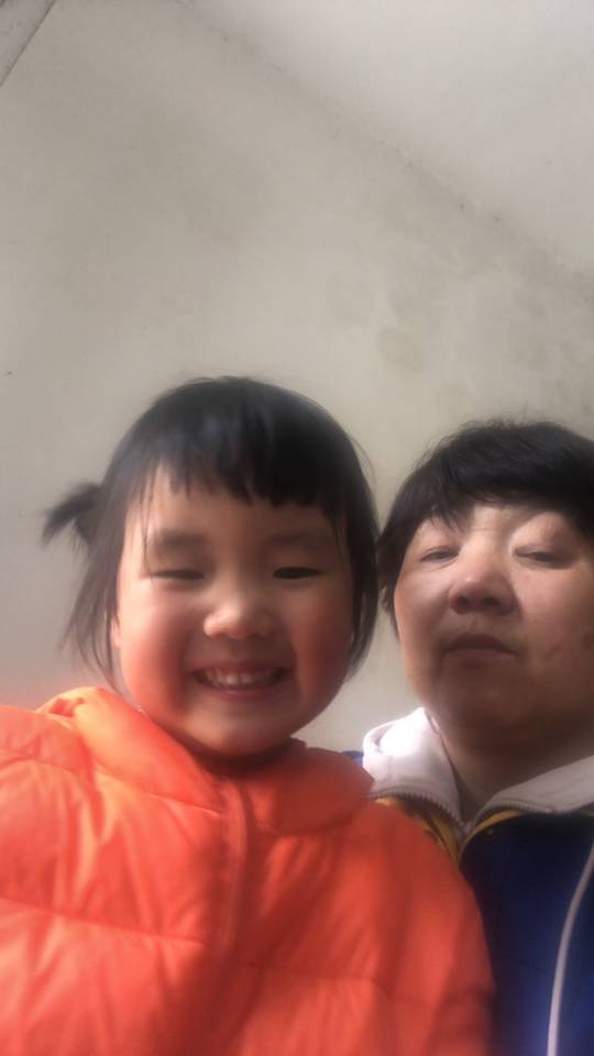 阿姨资料照片