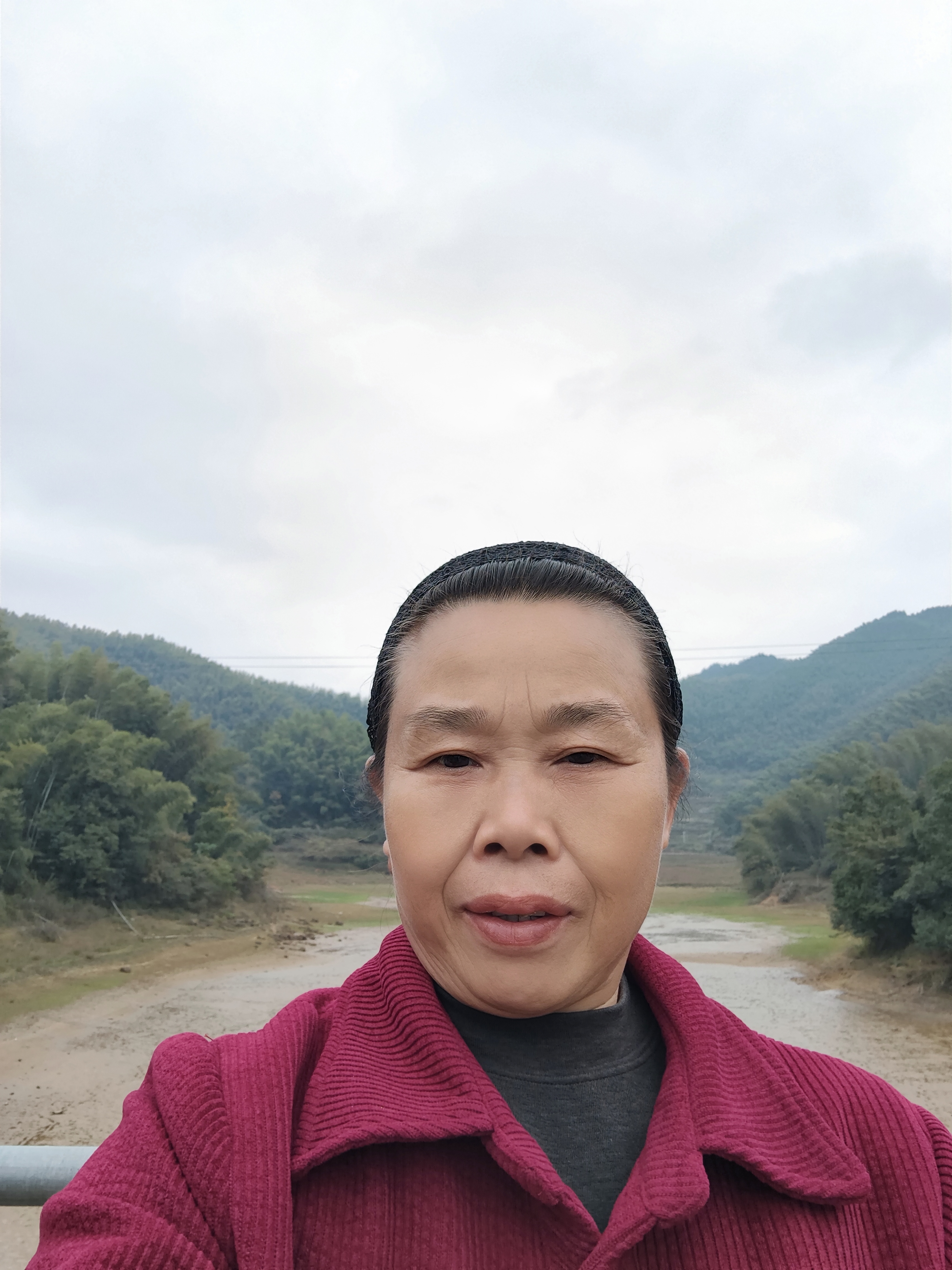阿姨资料照片