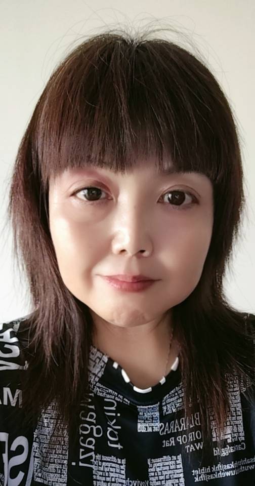 梁护工照片