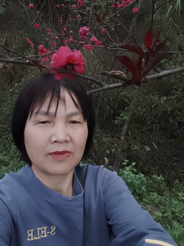 任护工照片