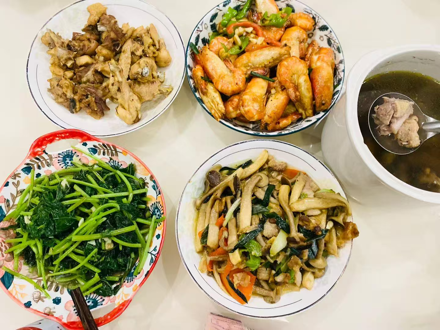 卢阿姨照片