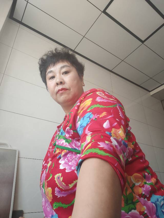 王阿姨照片