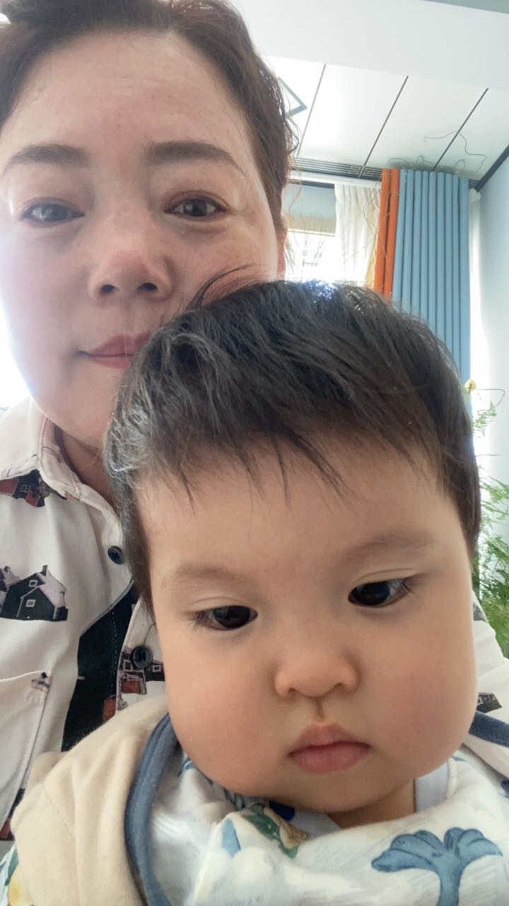 裴阿姨照片