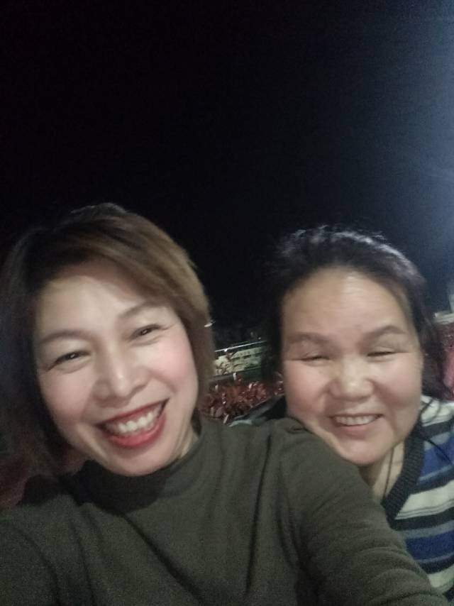 源阿姨照片