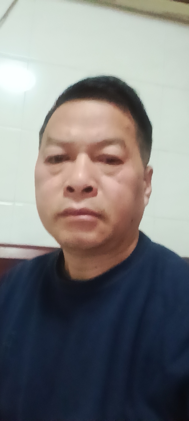 姜护工照片
