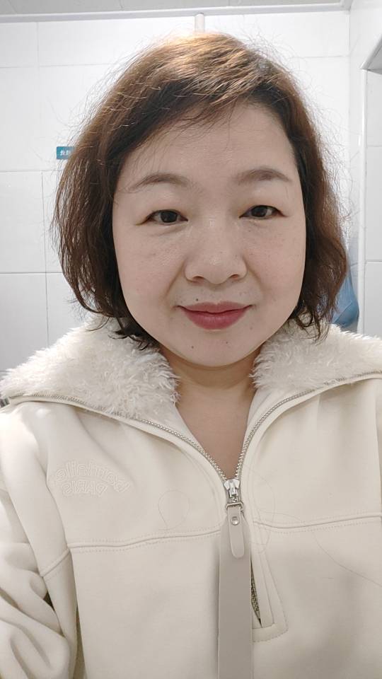 李阿姨照片