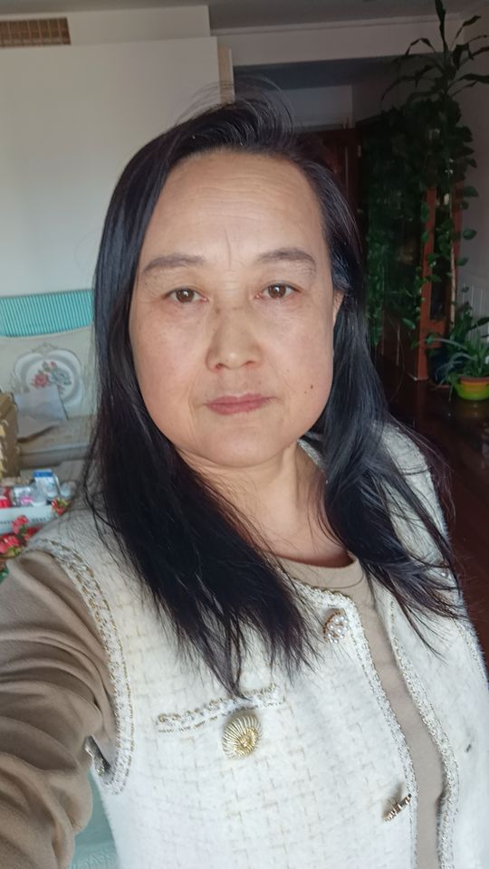 张阿姨照片